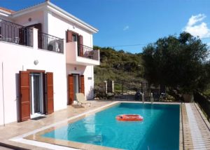Villa - pool and rear