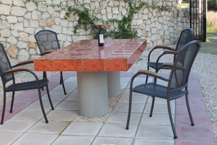 Villa Kef - Back patio